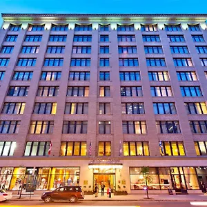 4* Hotel Le Square Phillips &